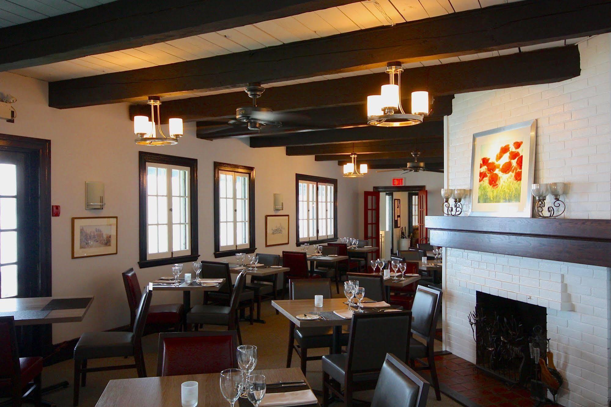 Sir Sam'S Inn & Spa (Adults Only) Haliburton Exterior foto