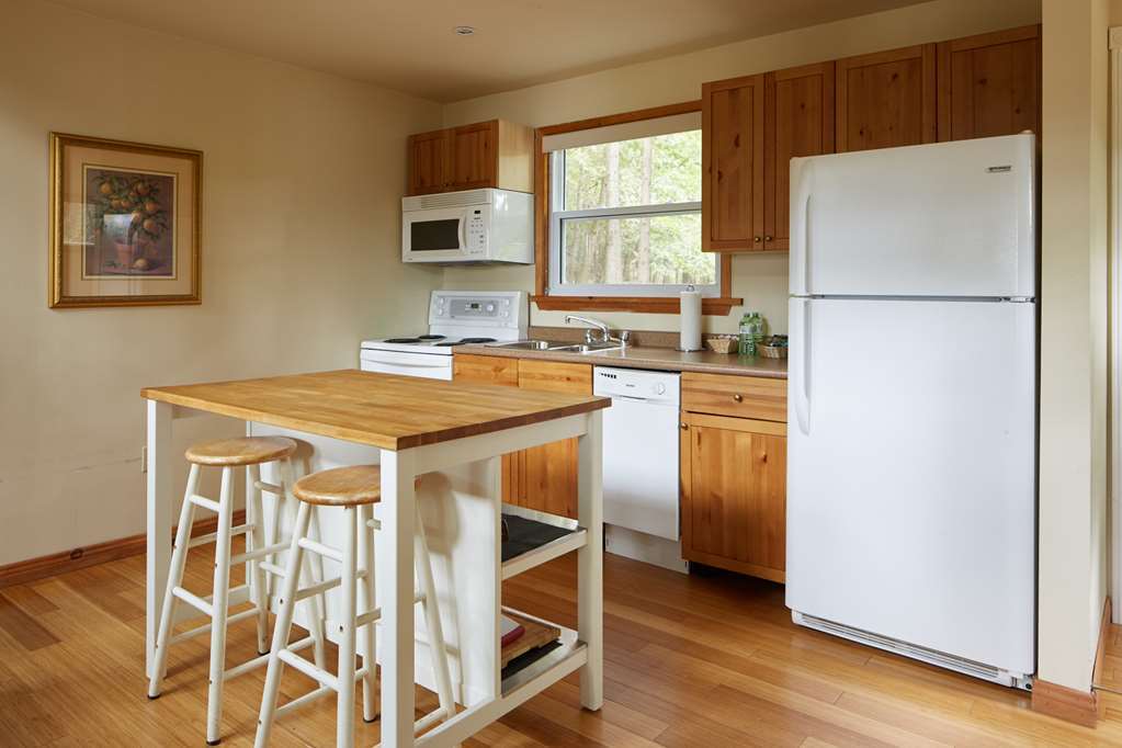 Sir Sam'S Inn & Spa (Adults Only) Haliburton Quarto foto