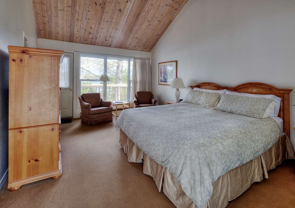 Sir Sam'S Inn & Spa (Adults Only) Haliburton Quarto foto